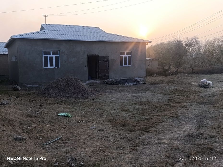 Продается дом в Улугобад МФЙ