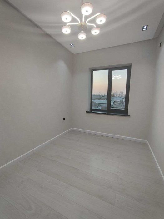 Продаётся коттедж в новом районе Ташкента ( Шоликёр).