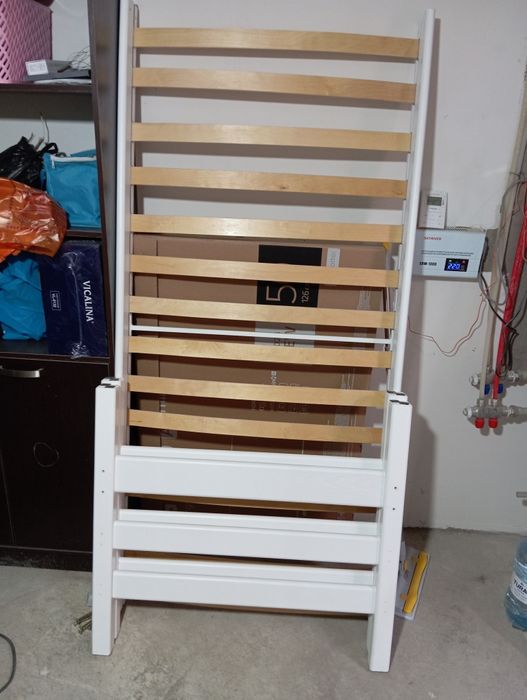 Кровать односпальные