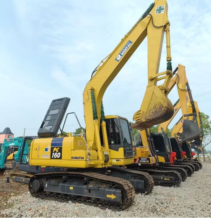 Dezmembrez excavator Komatsu, PC160, PC180, PC210, PC240, PC290– piese