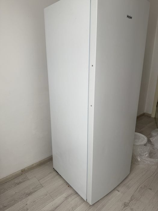 Продам Морозильник