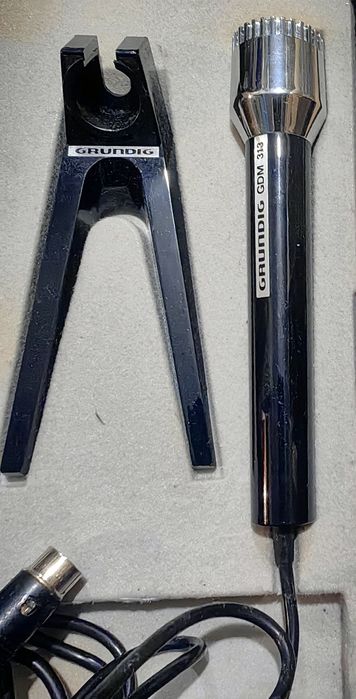 Microfon retro vintage de colecție Grundig GDM 313