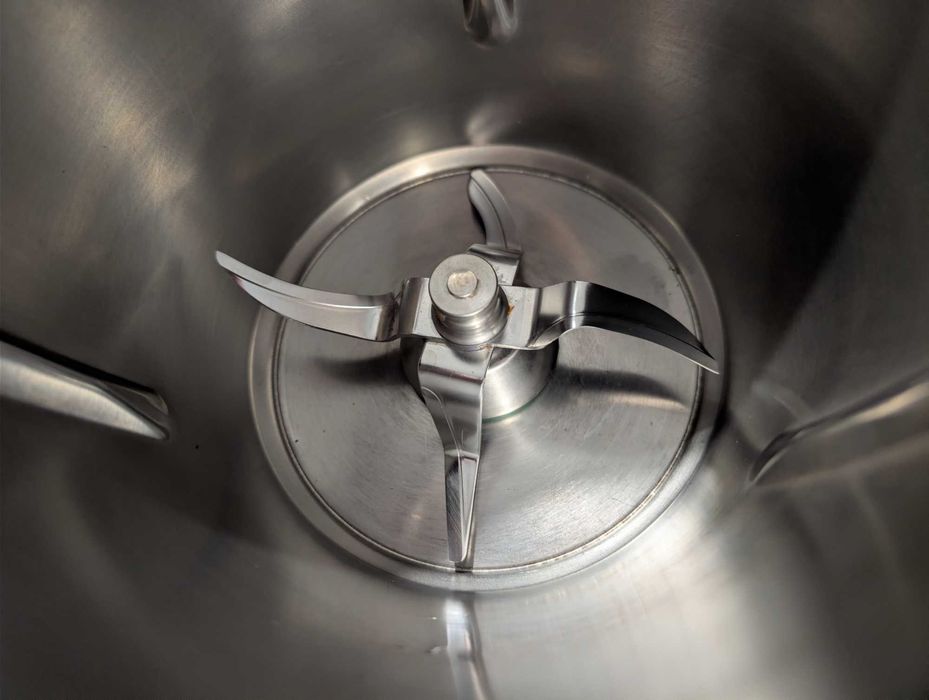 Thermomix Tm6 ( cuțit nou ) + geanta de transport