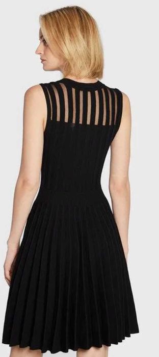 Morgan, плисирана черна рокля, slim fit, размер S