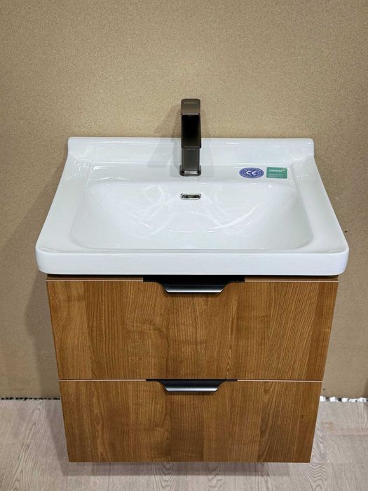 PVC WOOD Rakvina