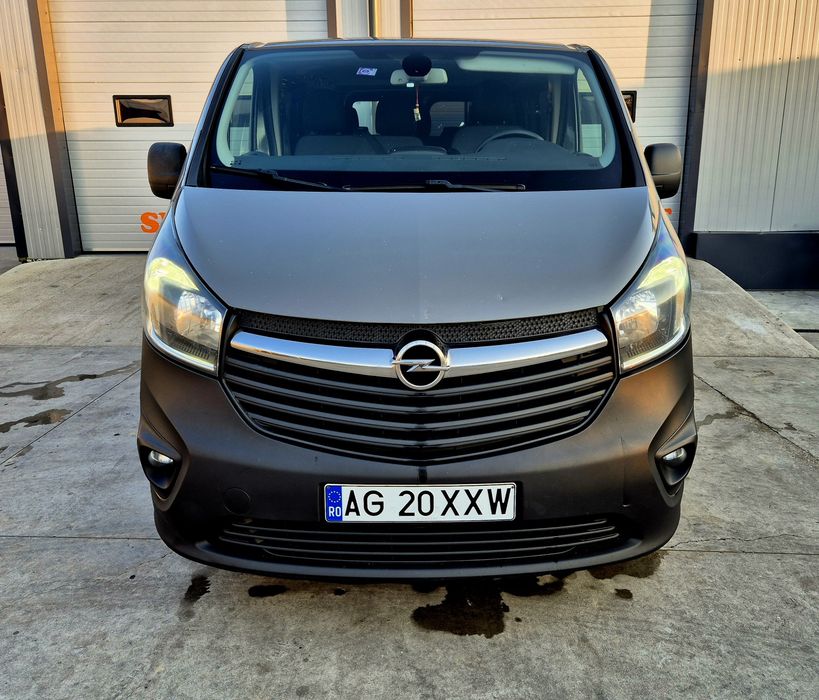 Opel Vivaro 1.6d. 8+1locuri .2018