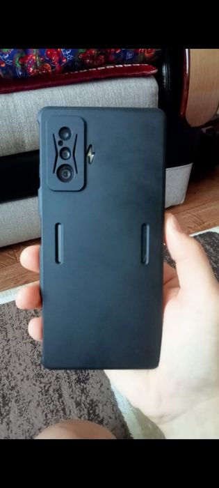 Продаю poco f4 gt