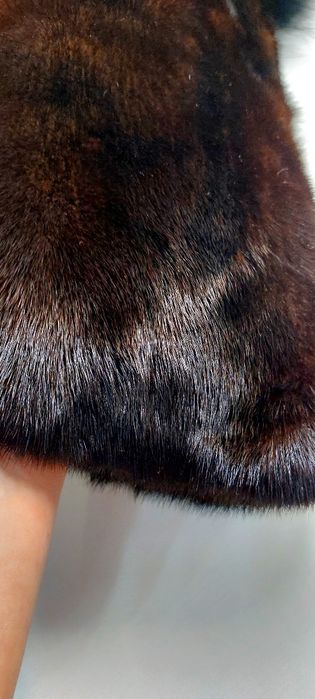 Продам новую шапку норковую