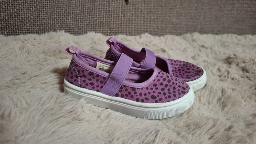 25й размер все привозите фирменные по 60.000