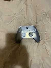 Controler xbox folosit