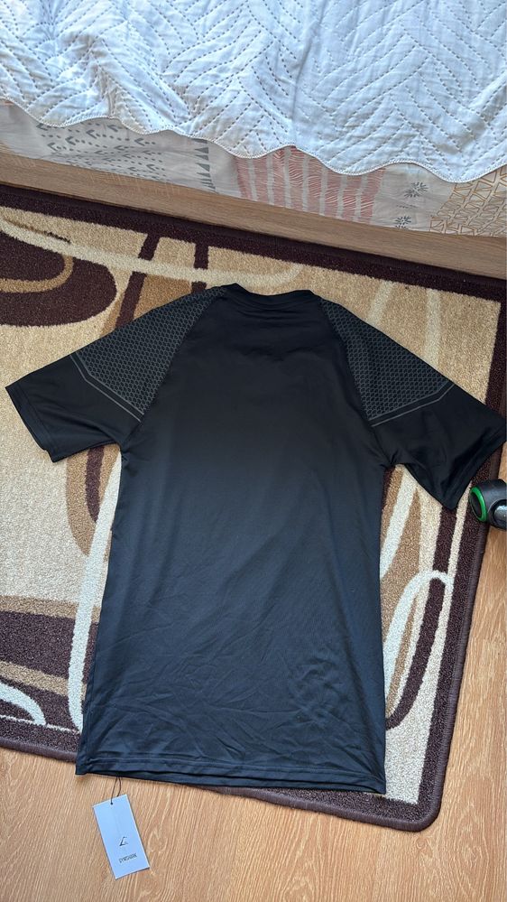 Gymshark onyx v2