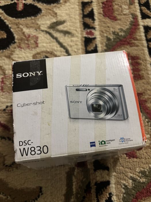 Цифровая камера Sony Cybershot DSC-W830