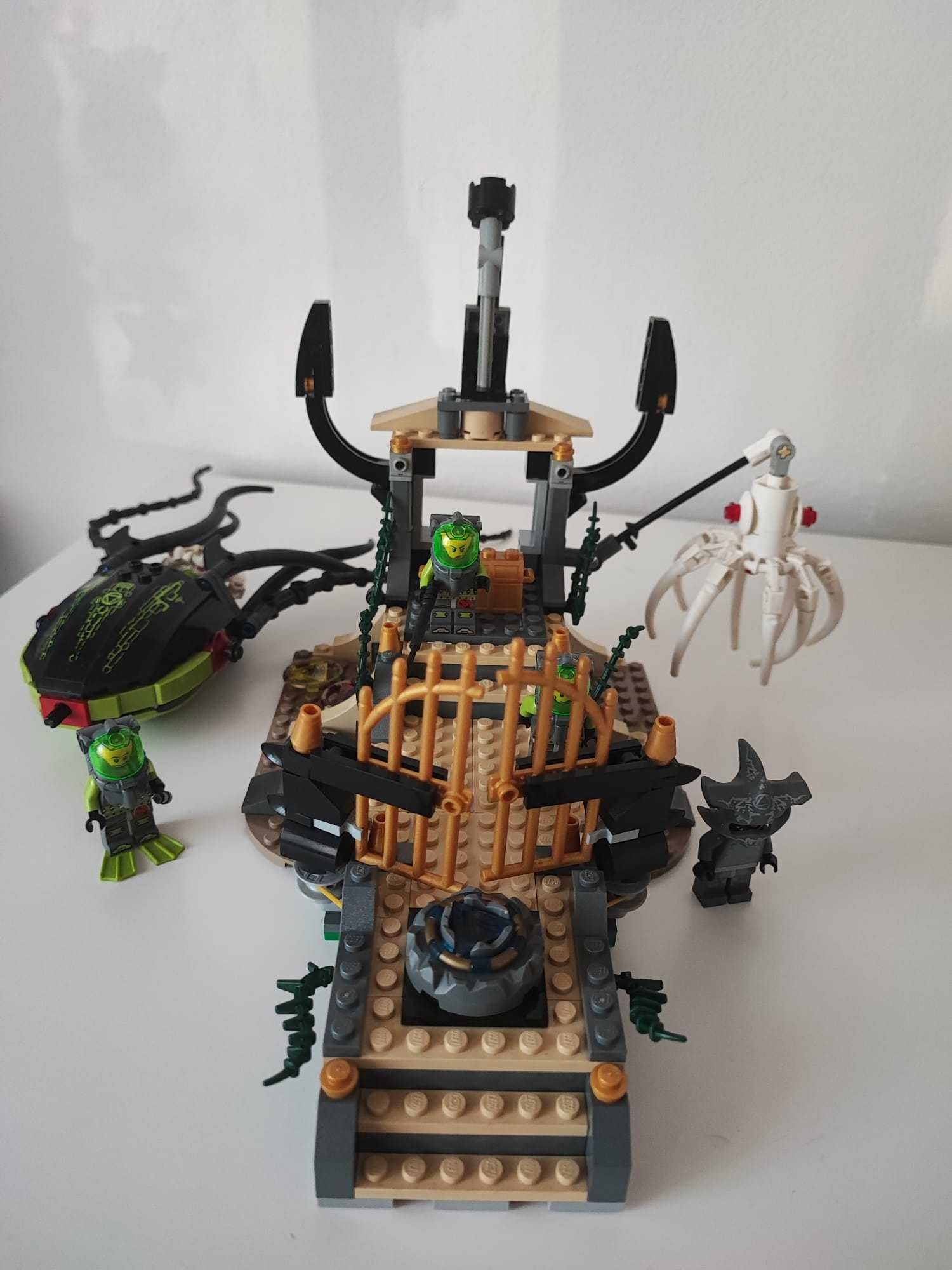 LEGO 8061 Atlantis Gateway Of The Squid Set