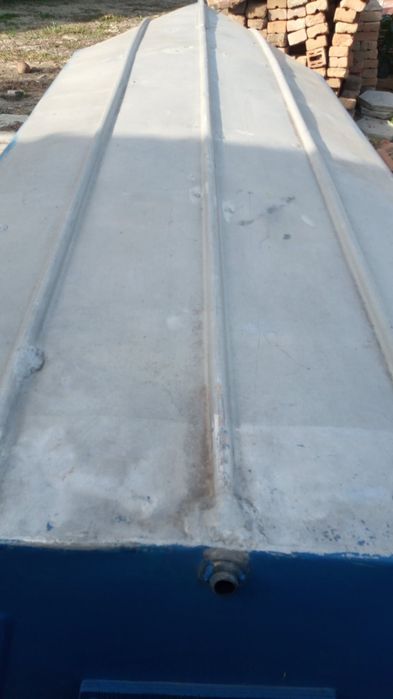 Амуминиева лодка