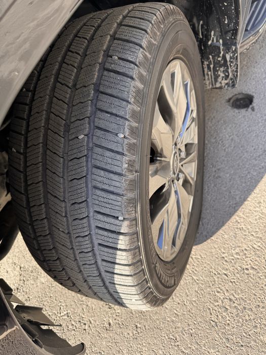 Michelin balon sotiladi ozgina yurgan holati zor.