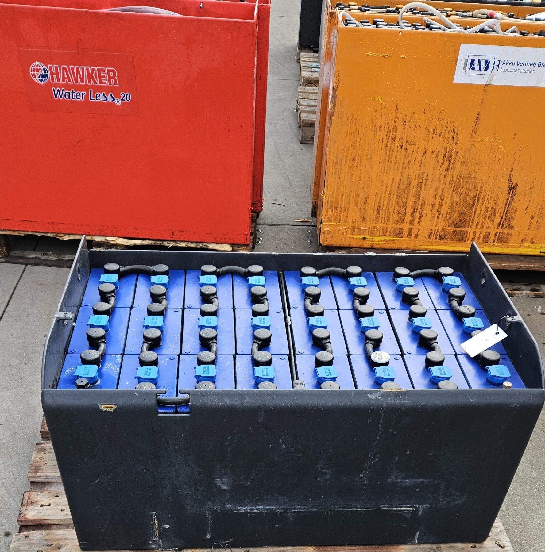 Ремонт на Тягови Батерии 12v 24v 48v 80v