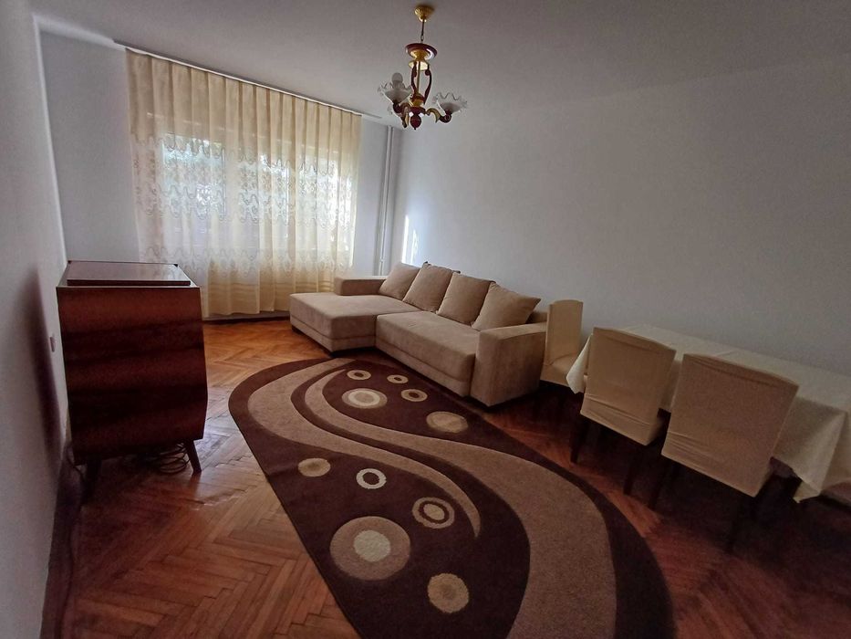Apartament 3 camere zona Dedeman