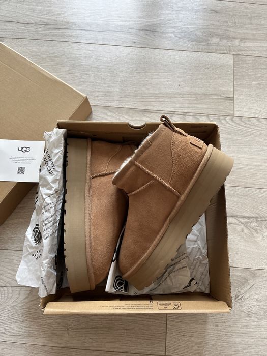 Ugg Mini Platform
