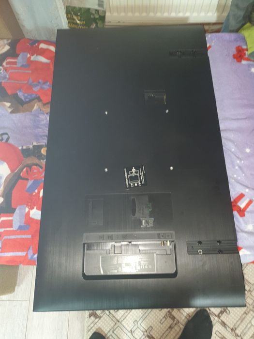 Vând TV Samsung 43 inch