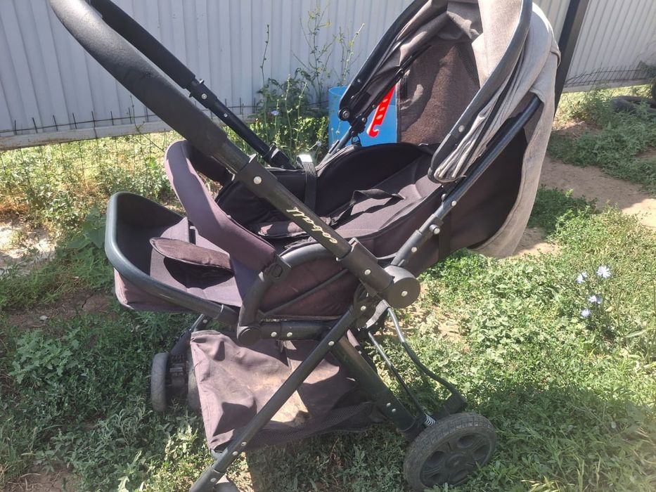 Продается детская  коляска в хорошем состоянии