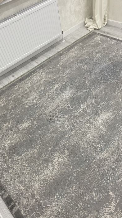 Продам ковер 2,4*4 размер