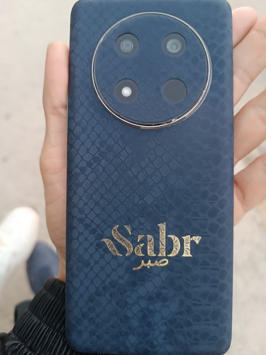 Honor 9c holati yaxshi batareykalari 2 kunga yetadi ishlatilsa