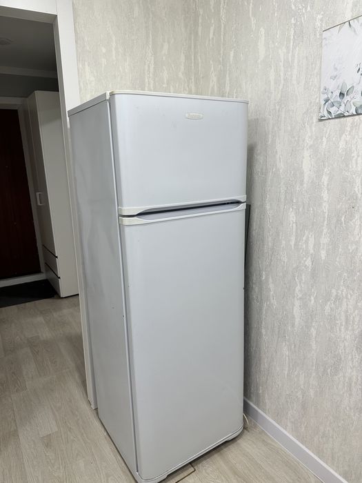 Продаю холодильник Бирюса в отличном состоянии