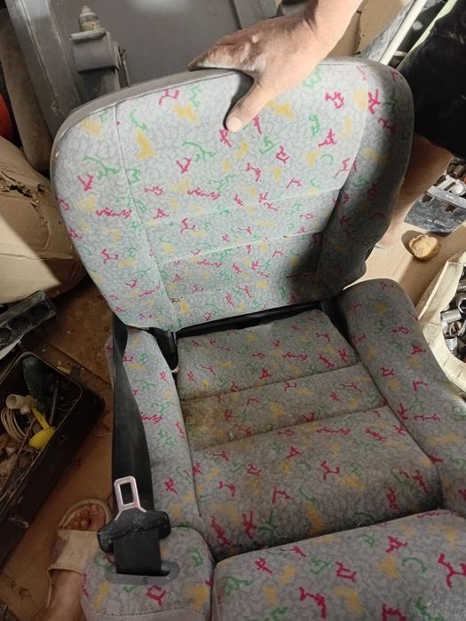 Сиденье на Мерседес Вито.