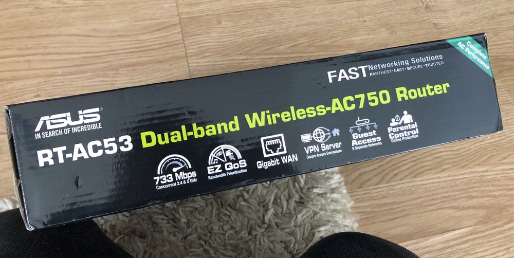 Router wireless ASUS RT-AC53