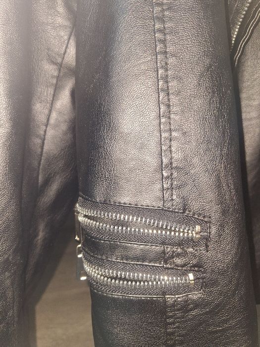 Детско кожено яке в отлично състояние