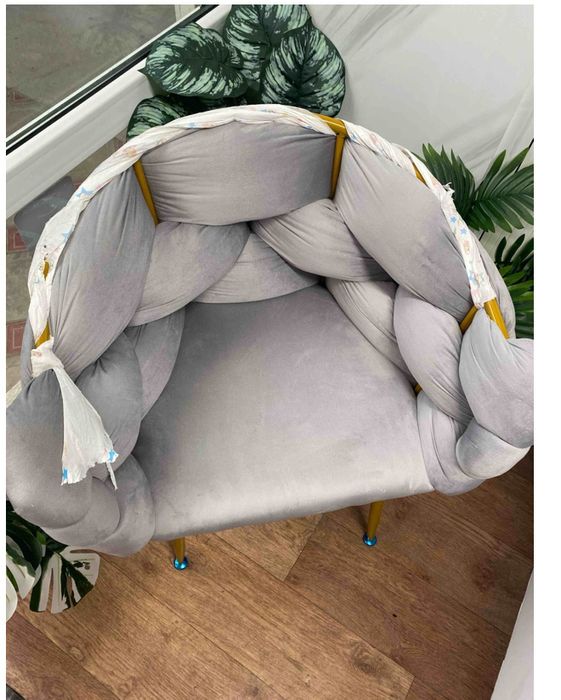 Стулья ,2шт новые