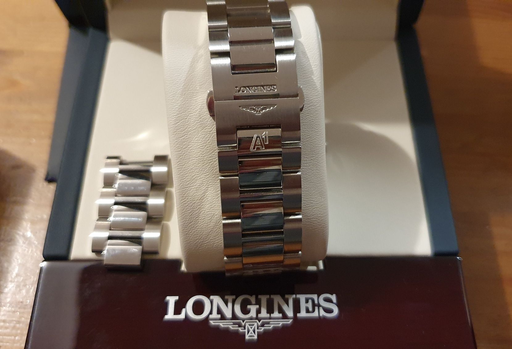 Longine Conquest L3.759.4.96.6 - 41.00mm