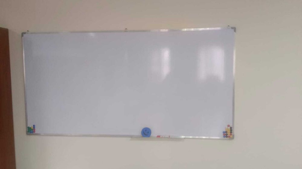 Большая магнитно-маркерная доска 200x100 см отличное состояние