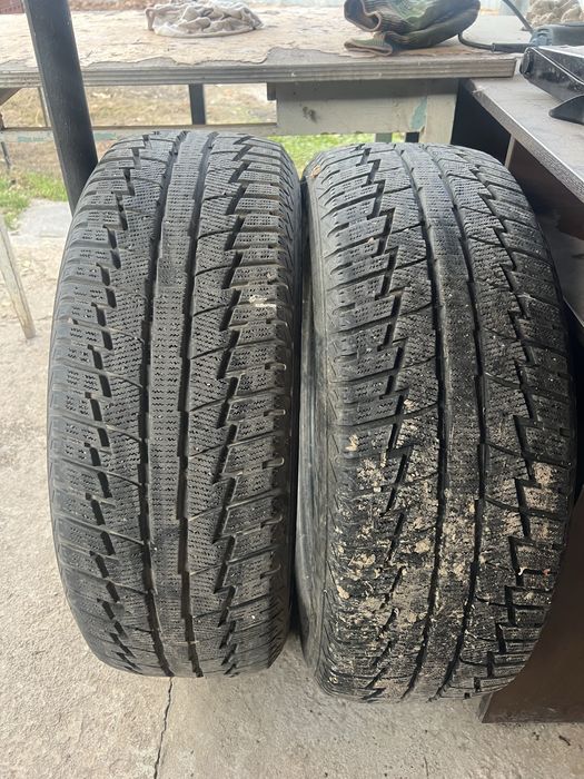 Шины б,у Гоформ зима 2 штуки