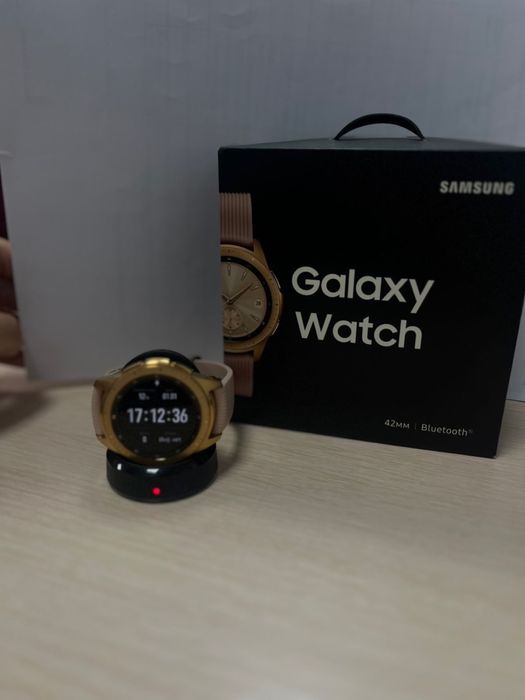 Смарт-часы Samsung Galaxy Watch FE, в продаже сост хорошее