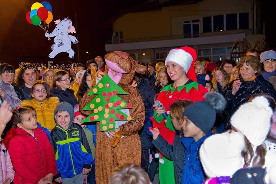 Коледно парти и Дядо Коледа от Слон-Балон