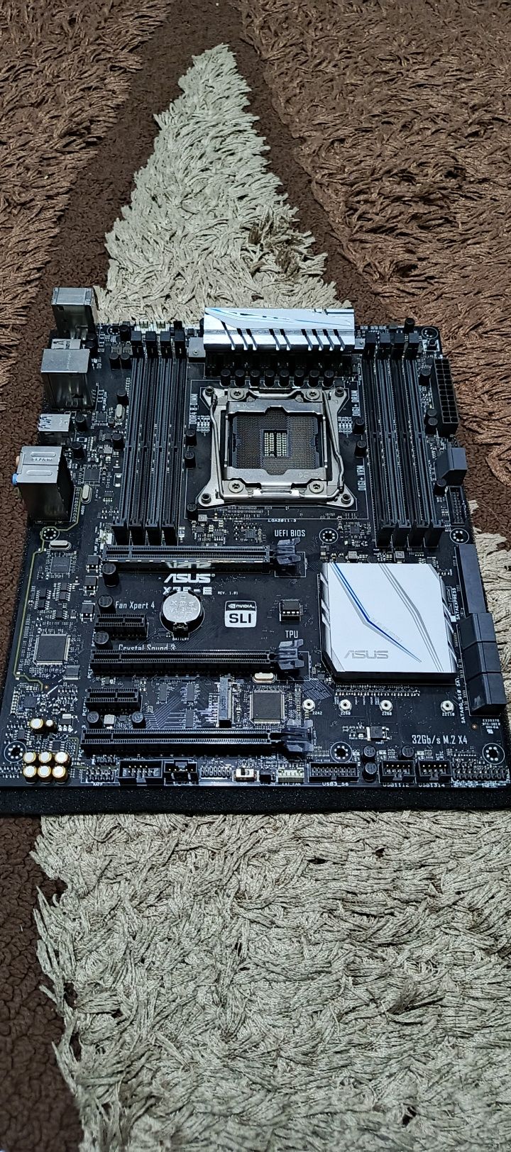X99 LGA 2011 для запчасть нерабочий