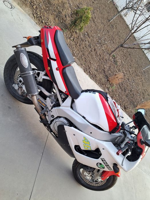 Motocicleta Yamaha 750cc