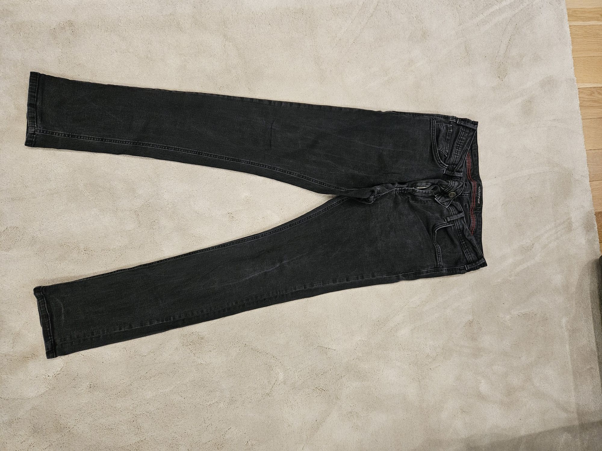 Мъжки дънки slim 34/32