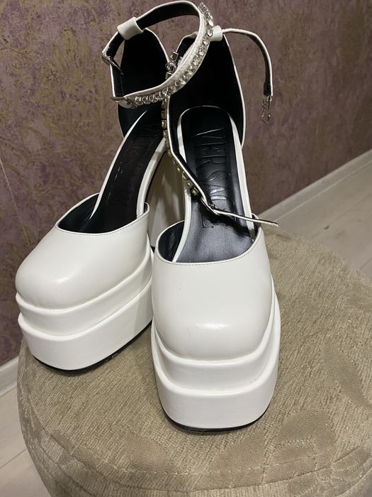 Продам шикарные туфли Versace Brats для выпускного, узату, свадьбы