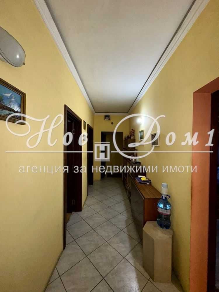 Ексклузивно!!! 4-стаен на последен етаж с голям бонус в цената!!!