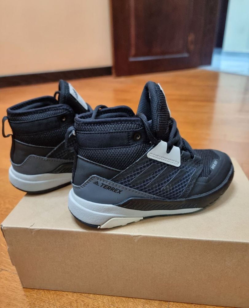 Adidas Terex детски маратонки