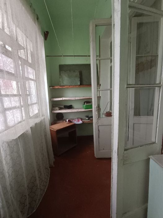 Срочно продается 2 комнатная квартира. Телеграф район.
