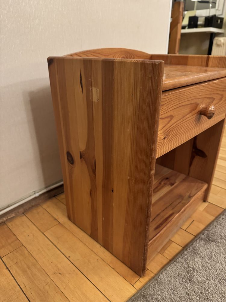 Нощно Шкафче 40/30/50