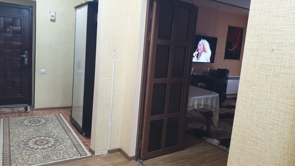 Продаётся квартира 4 комнатная