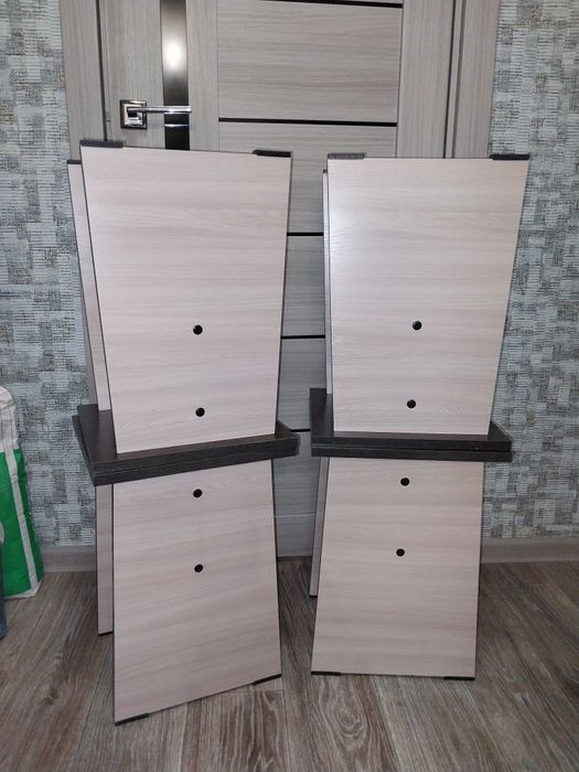 Продам Табуреты новые.