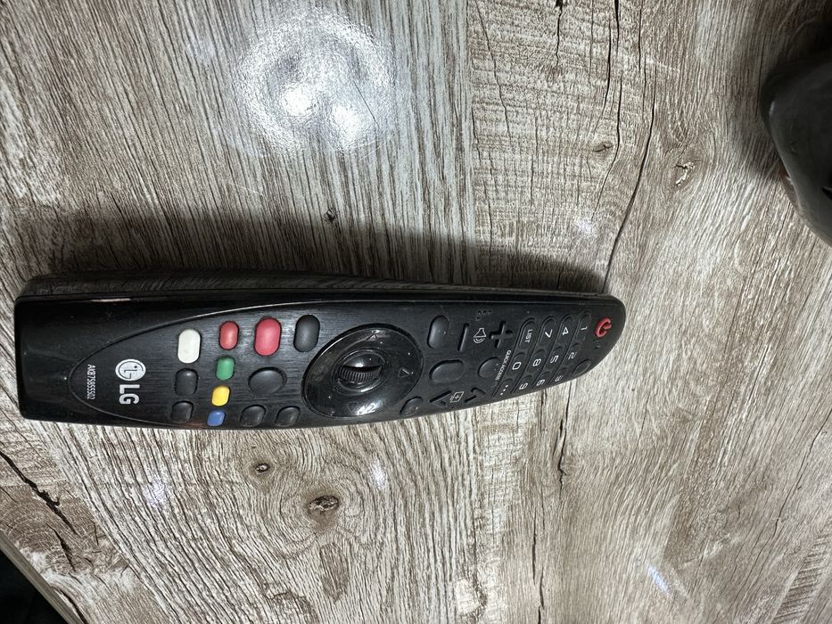 Lg 55 talik  televizorni Mishkalik Puliti sotiladi