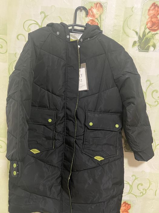 Продаю куртку. Новая, ни разу не носила