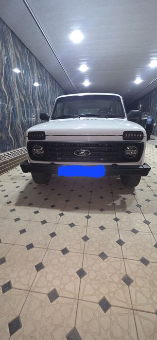 LADA NIVA 5 eshilik 4x4