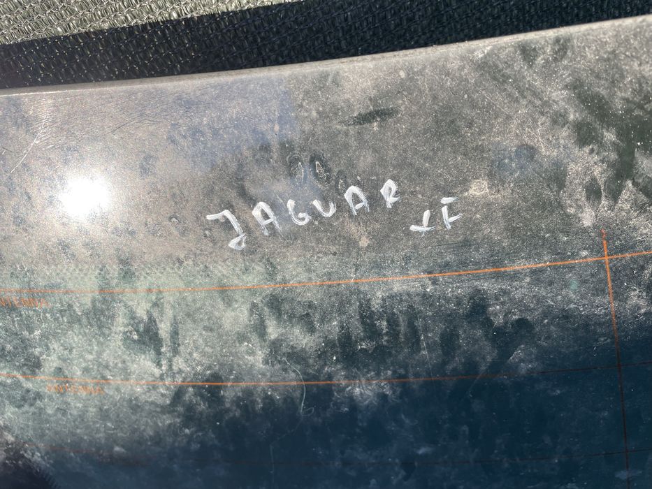 Luneta / parbriz Jaguar XF berlina / geam fata spate